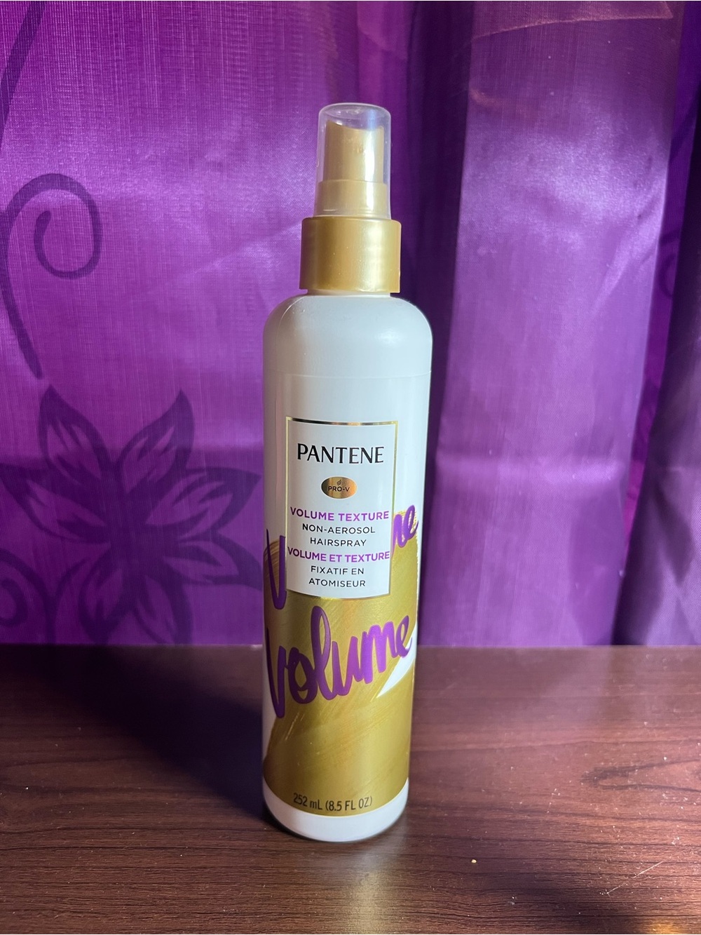 Pantene Volume Texture Hairspray - White & Gold